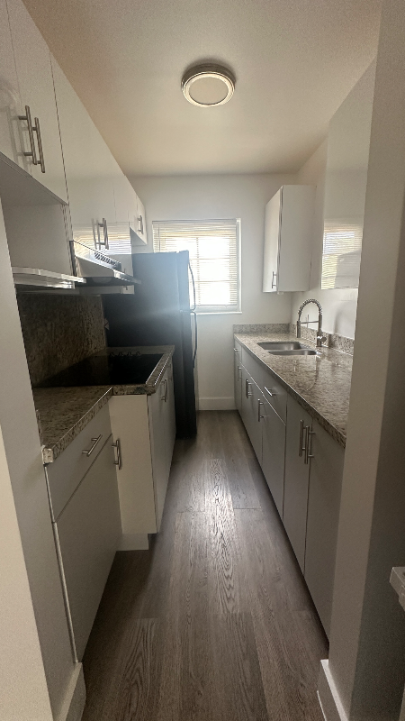 954 SW 2 ST