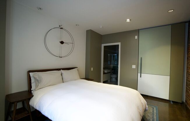 2 beds, 2.5 baths, 1,300 sqft, $3,600, Unit 03