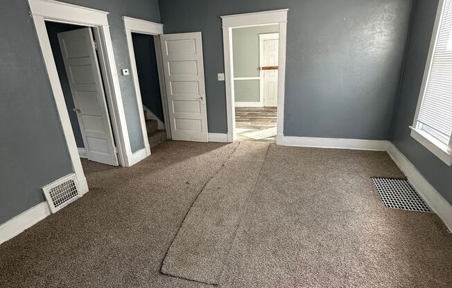 4 Bedroom 1 Bath