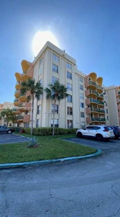 9360 Fontainebleau Blvd