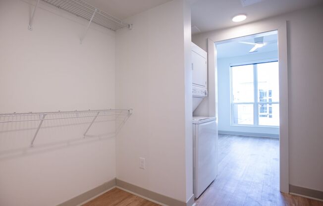 1 bed, 1 bath, 672 sqft, $1,415, Unit APT 415