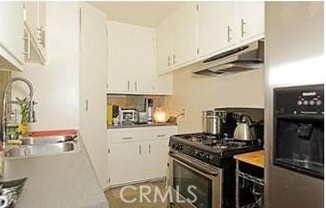 1 bed, 1 bath, 600 sqft, $2,100, Unit 4