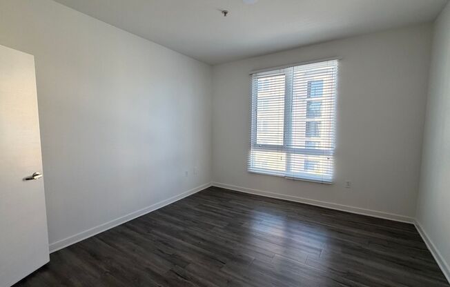 2 beds, 2 baths, 1,220 sqft, $3,430, Unit 543