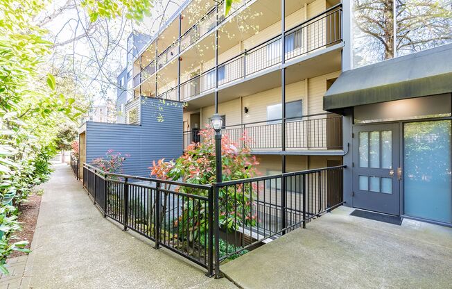 Lakeview Place