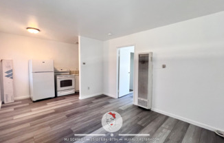 1 bed, 1 bath, $1,500, Unit 6