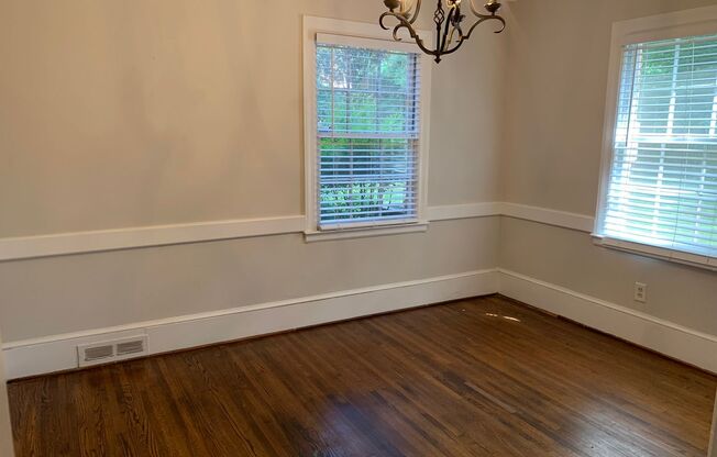 Beautiful Two Bedroom Duplex in Myers Park!!