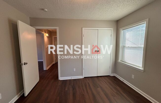 2 beds, 1 bath, $1,095