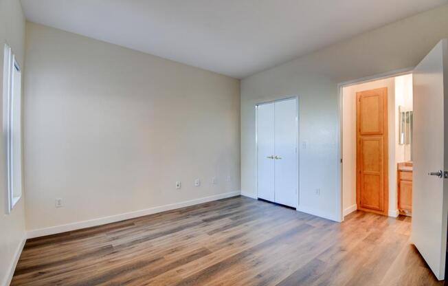 2 beds, 2 baths, 1,046 sqft, $1,550, Unit UNIT 1030