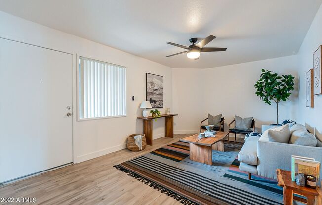TOTAL REMODELED CONDO IN PHOENIX!