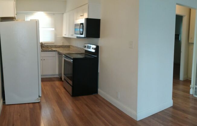 2 beds, 1 bath, 600 sqft, $1,395, Unit 145 Keystone Place D