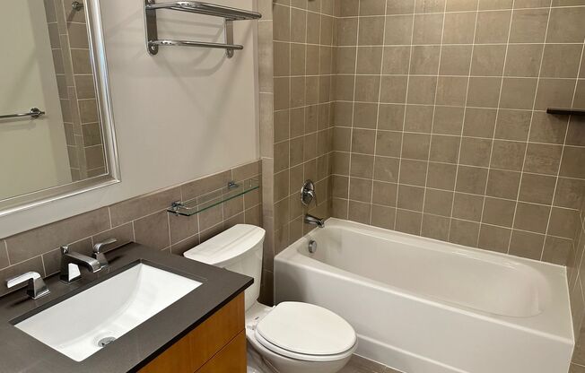 1 bed, 1 bath, $2,750, Unit 613