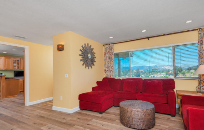 1527 CALAVO