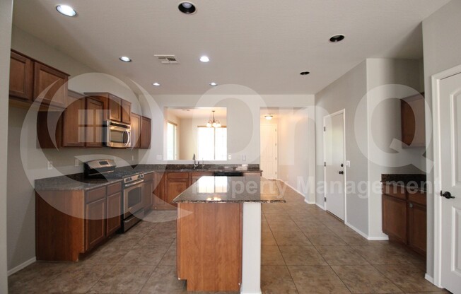 4072 E CHERRY HLS DR