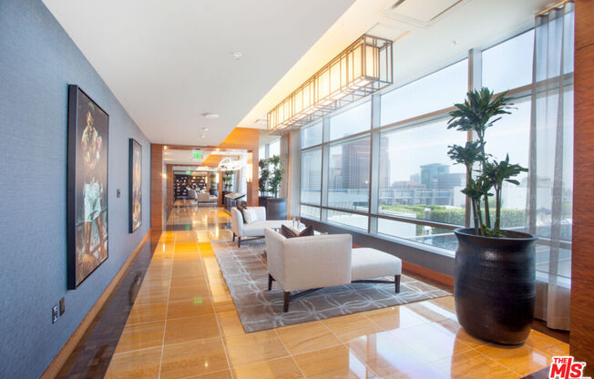 1 bed, 1.5 baths, 1,020 sqft, $5,500, Unit 31F