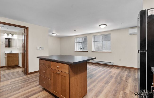 610 Gray St Apartments