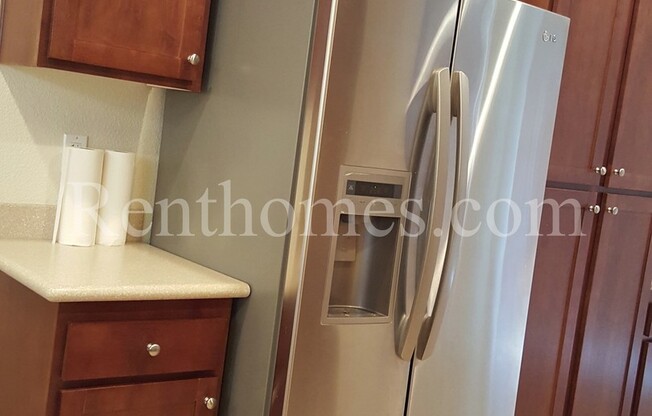 2 beds, 2 baths, $3,100