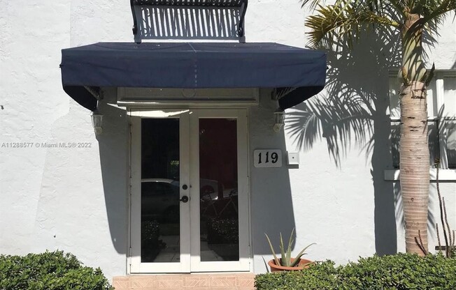 119 Menores Ave