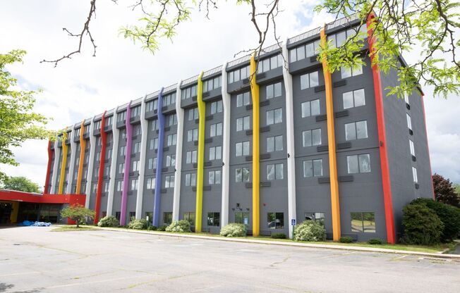 1 bed, 1 bath, 495 sqft, $1,650