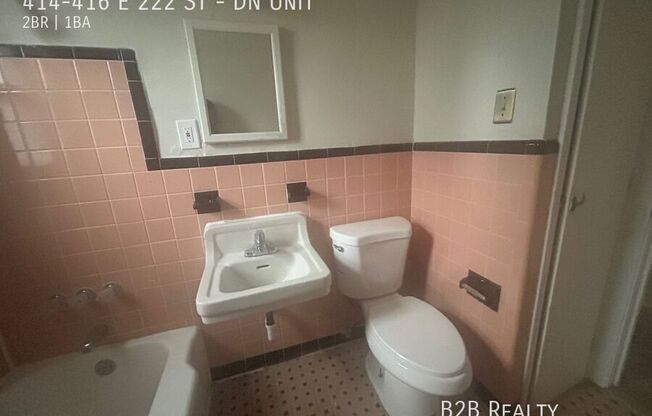 414 416 E 222 ST