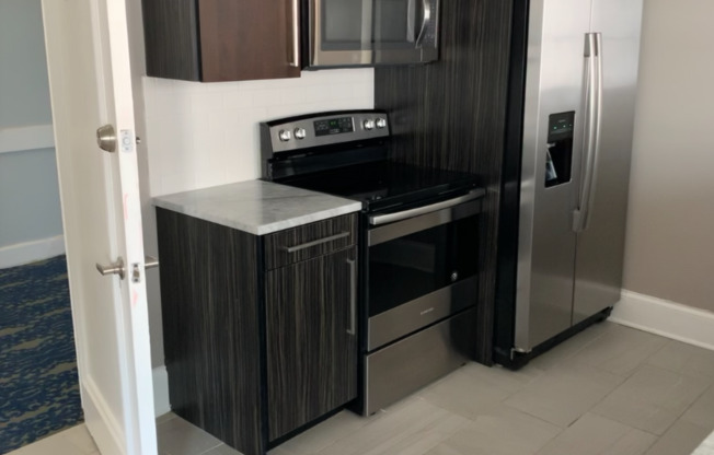 2 beds, 2 baths, $1,390