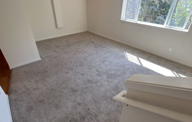 4 beds, 4 baths, 1,523 sqft, $3,575, Unit 25