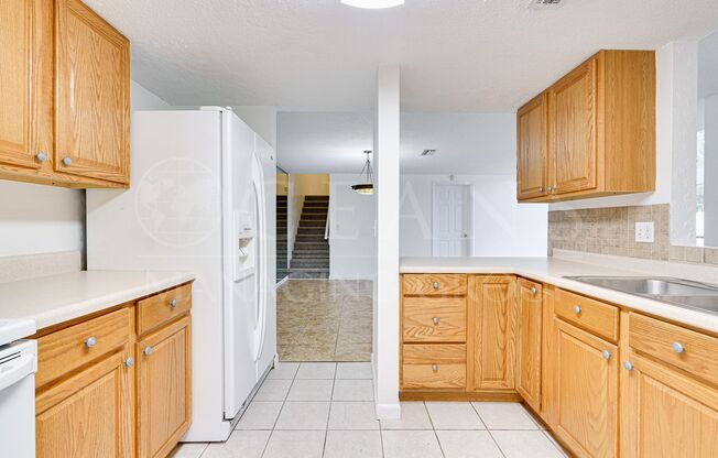 2 beds, 2 baths, $1,995