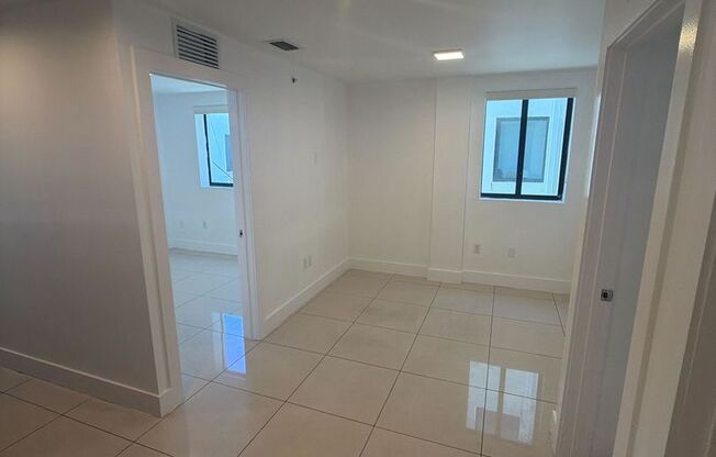 2 beds, 1 bath, 550 sqft, $1,995, Unit 821-205