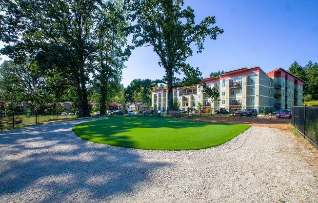 2 beds, 1.5 baths, 872 sqft, $1,650, Unit 226