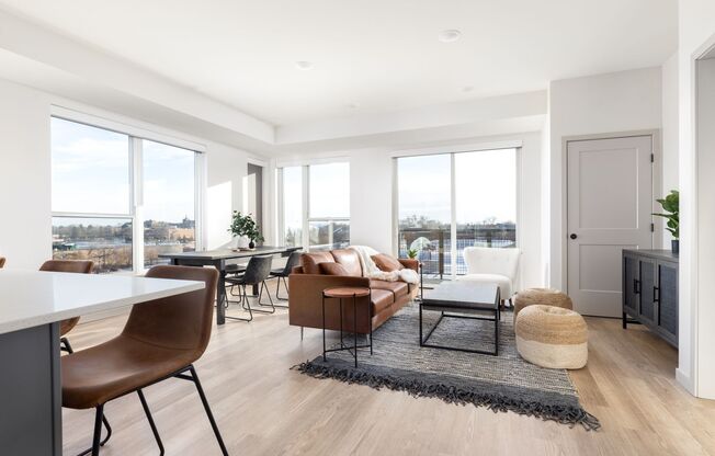 2 beds, 2 baths, 1,142 sqft, $2,395, Unit 410