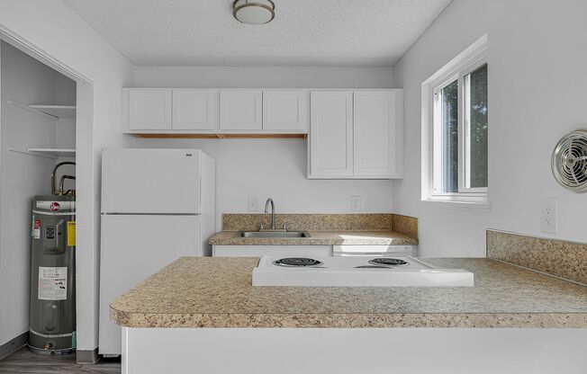 #765 ALDERBROOK APARTMENTS