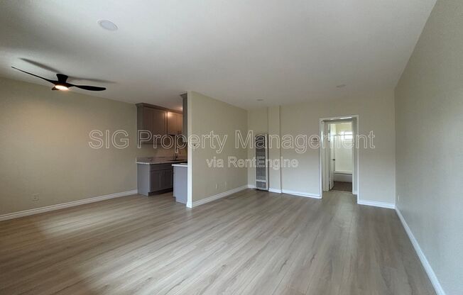 526 E Windsor Rd.