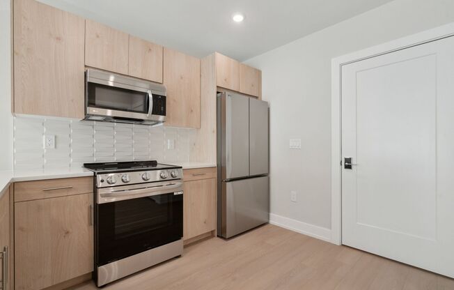 1 bed, 1 bath, 618 sqft, $1,800, Unit Unit 636