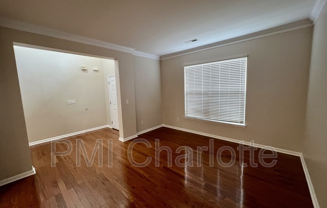 7001 MTN TOP CT