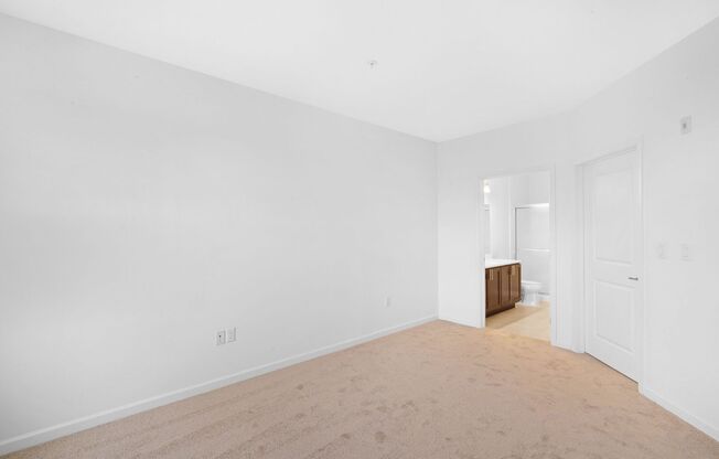 2 beds, 2 baths, 1,160 sqft, $2,395, Unit 4112