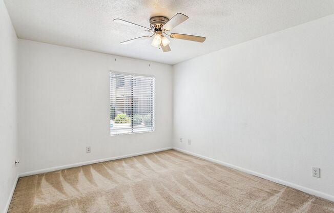 2 beds, 2 baths, $1,395, Unit #1043