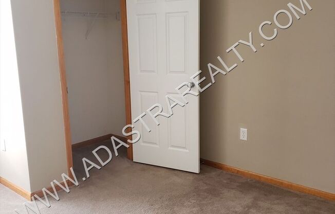 3 beds, 2 baths, $1,495