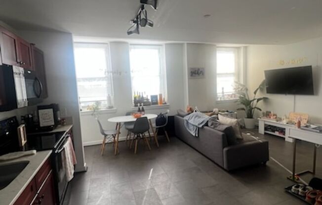 1 bed, 1 bath, 600 sqft, $1,499, Unit 218