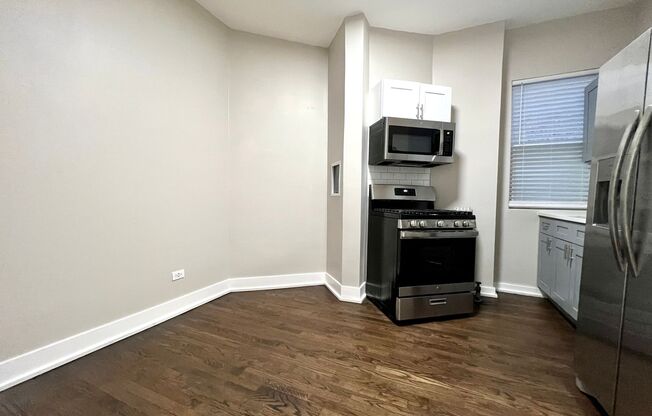 Studio, 1 bath, $1,145, Unit #8-B