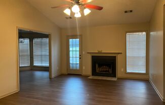 3 beds, 2 baths, $1,600