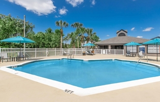 Aqua Links Apartments