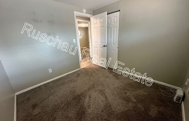 3 beds, 1 bath, $1,345