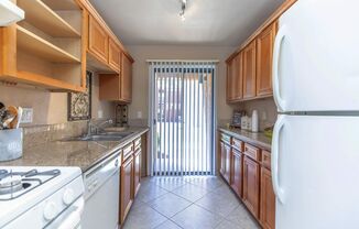 2 beds, 1 bath, 760 sqft, $1,129