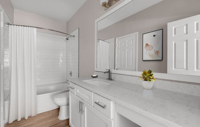 Large bathroom at The Links at Plum Creek in Castle Rock, CO