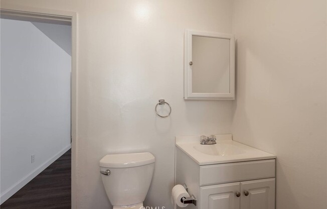 3 beds, 1.5 baths, 1,767 sqft, $6,000