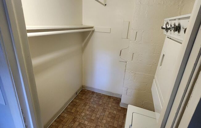 1 bed, 1 bath, 663 sqft, $1,500, Unit D-K1