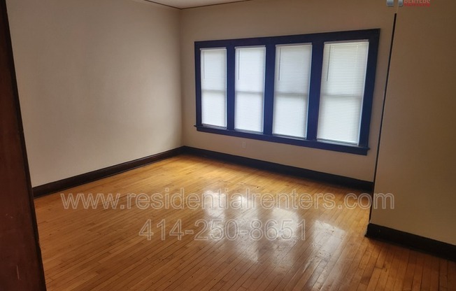 1721 N 22 ST