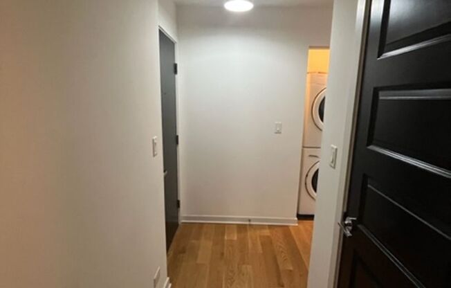 1 bed, 1 bath, $1,800