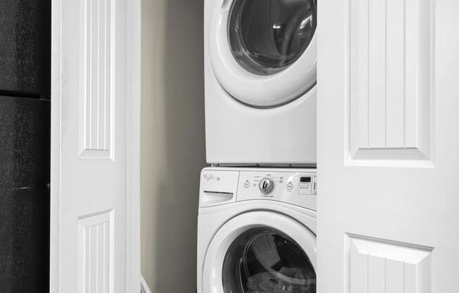 College Ave Apartments