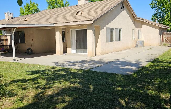 Silver Creek Home 3 Bed 2 Bath + Office