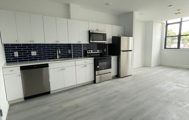1 bed, 1 bath, 620 sqft, $1,125, Unit 309